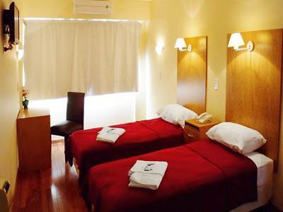 Juramento De Lealtad Townhouse 3*